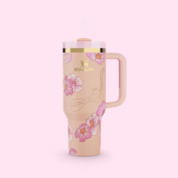 Stanley X Barbie 40oz Quencher Just Peachy Limited Edition Peaches n Cream NWT - Picture 3 of 3